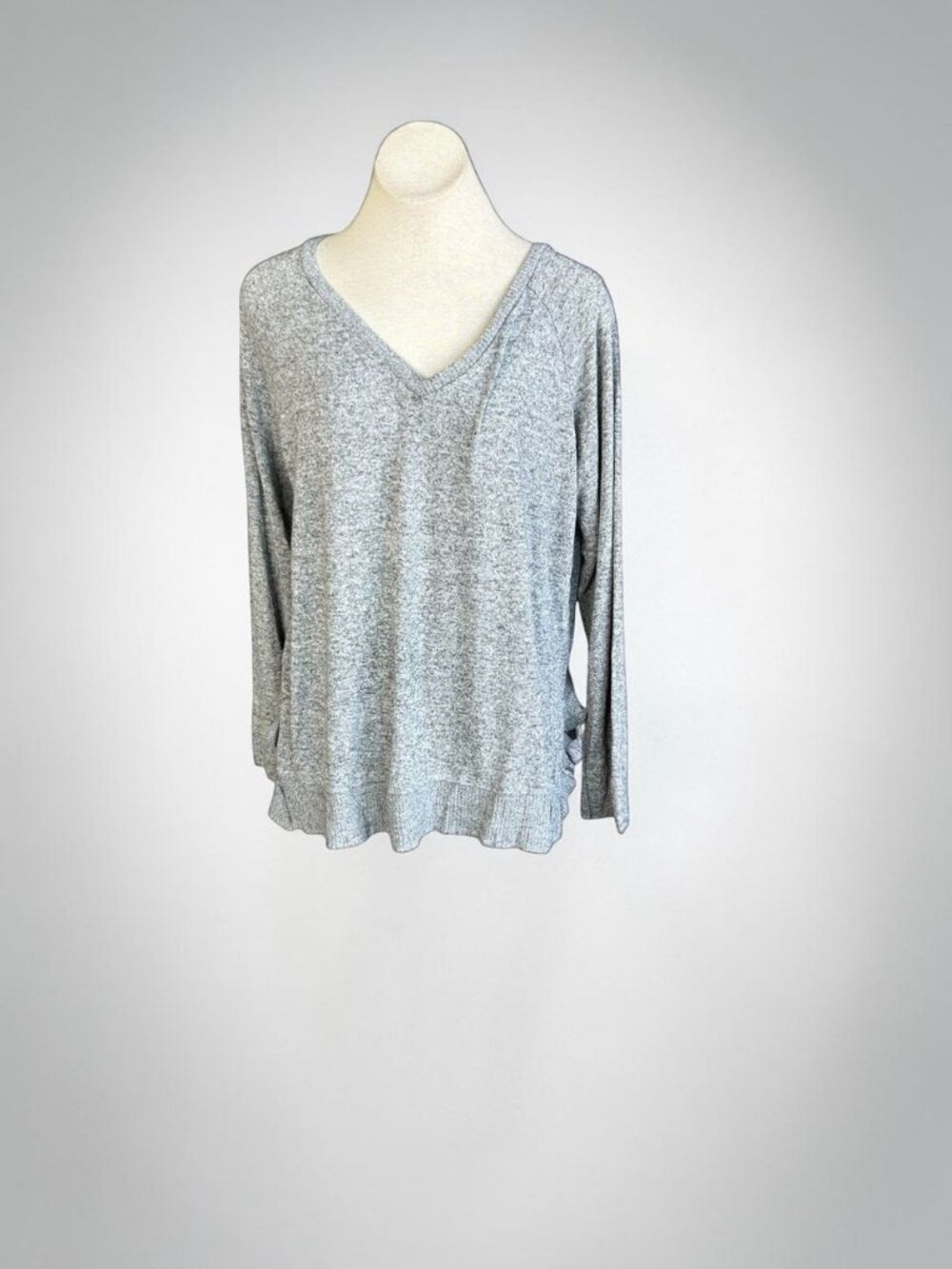 Anthropologie Postmark Gray V-Neck Ruffle Trim Knit Sweater Size XL